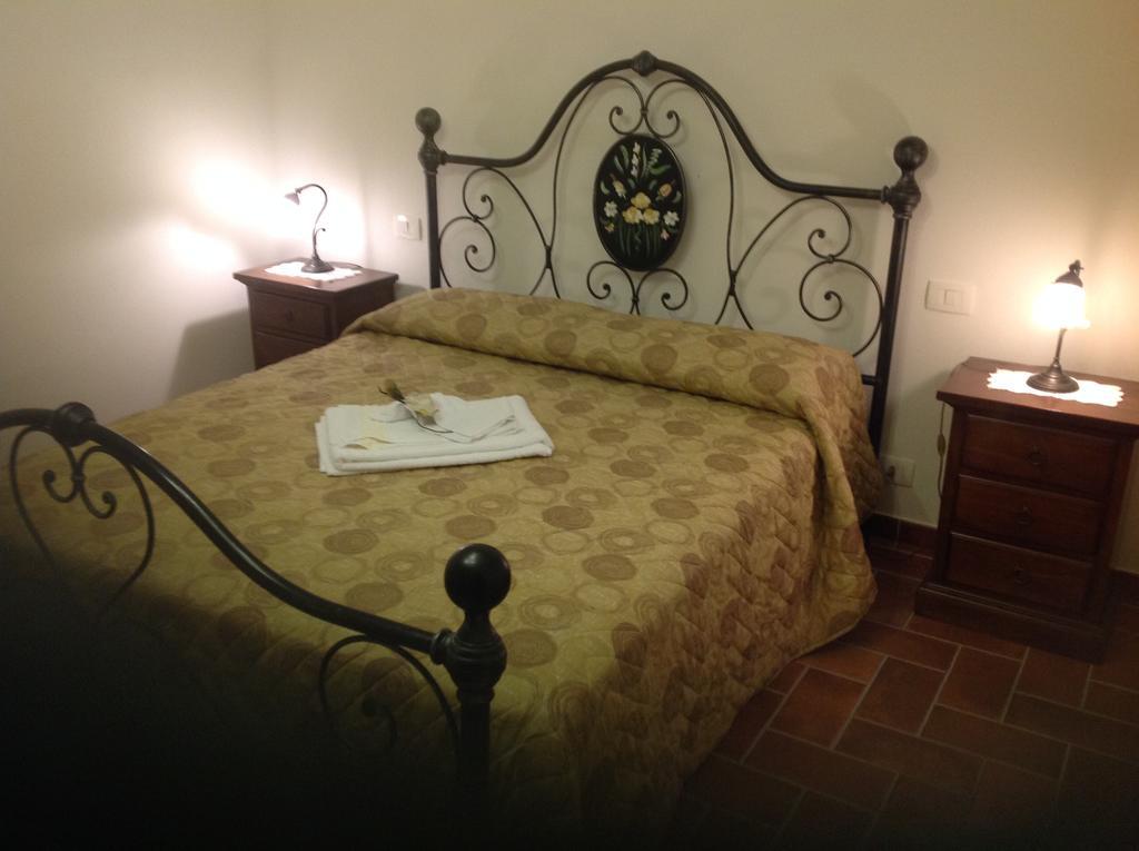 Agriturismo Il Canto Della Gallina Hotel Villastrada  Buitenkant foto