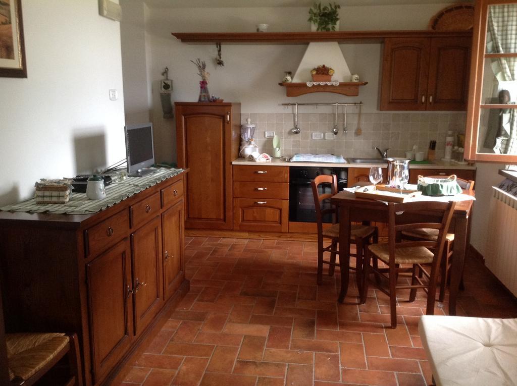 Agriturismo Il Canto Della Gallina Hotel Villastrada  Buitenkant foto